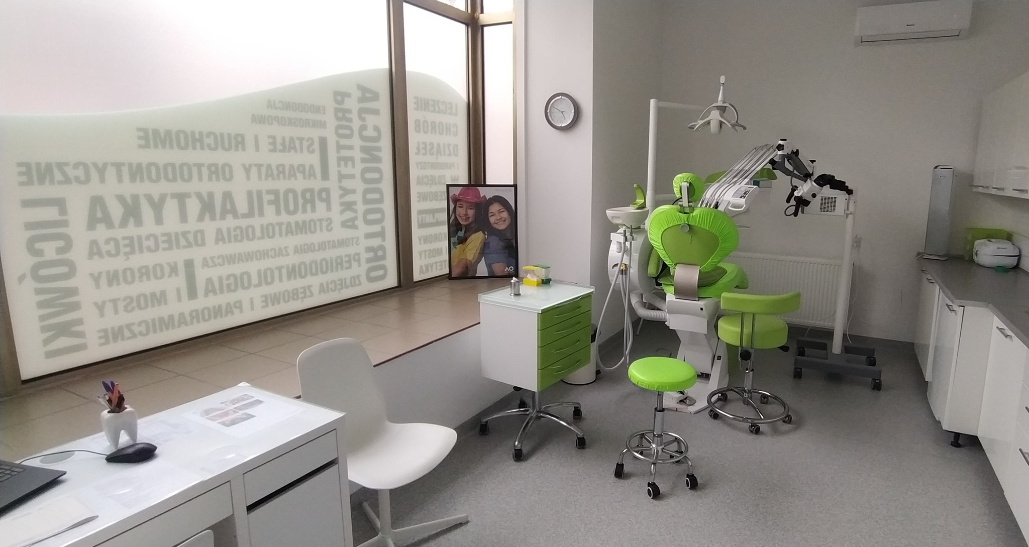 Gabinet Perfect Smile Konin z unitem stomatologicznym